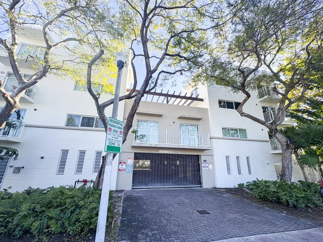 Las Brisas of Miami Beach  photo 2